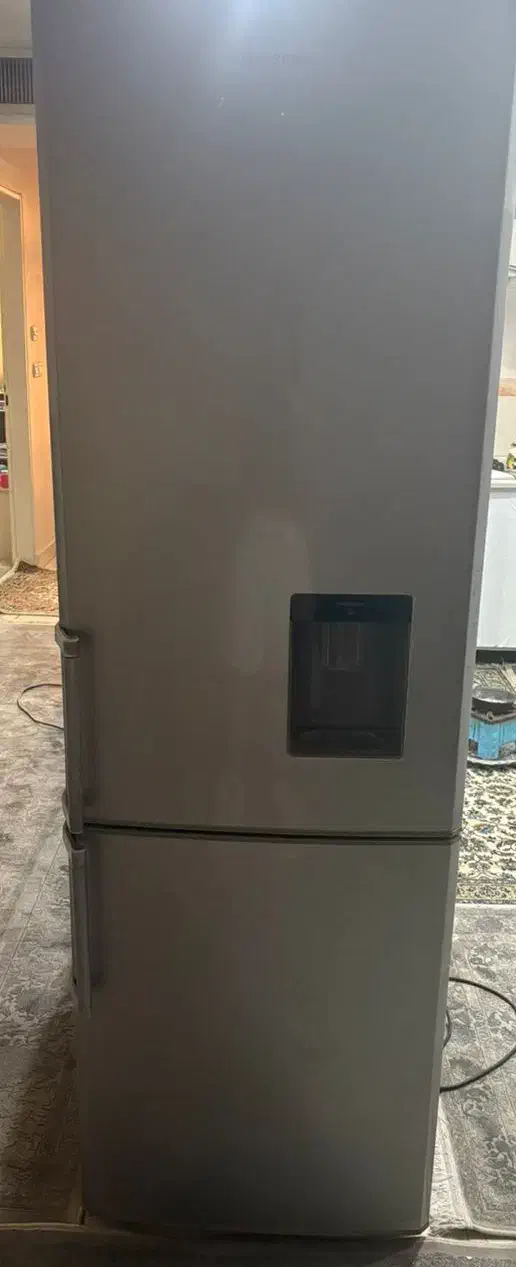 یخچال|یخچال و فریزر|تهران, جمهوری|دیوار