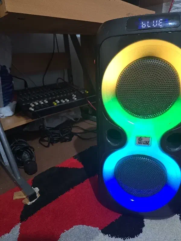 خواننده و نوازننده|خدمات پذیرایی، مراسم|رشت, آزادگان|دیوار