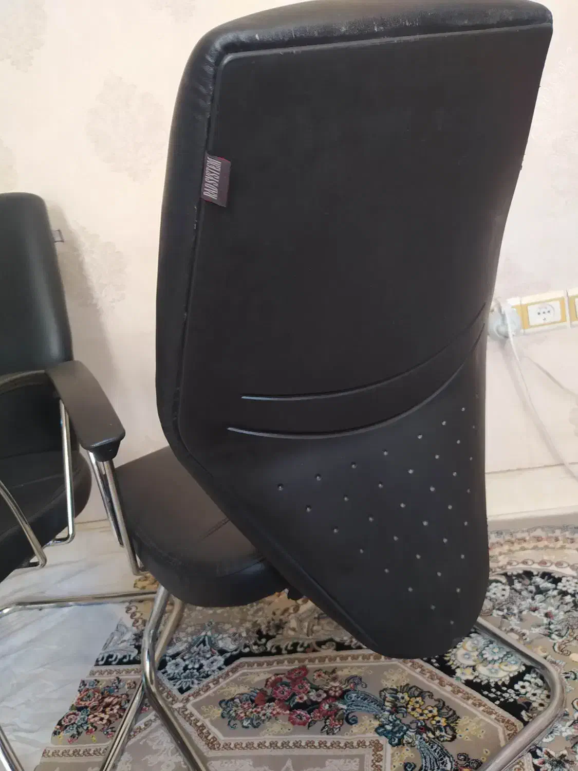 صندلی کنفرانسی برند رادسیستم|مبلمان اداری|مشهد, ایثارگران|دیوار