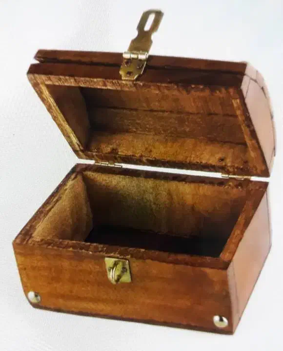 صندوقچه چوبی صندوق|صنایع دستی و سایر لوازم تزئینی|اسدآباد, |دیوار