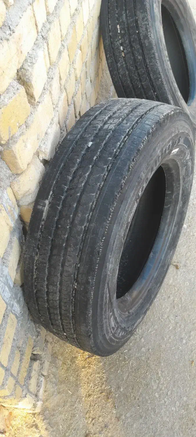 یک جفت لاستیک نیسان|قطعات یدکی و لوازم جانبی|سیلاخور, |دیوار