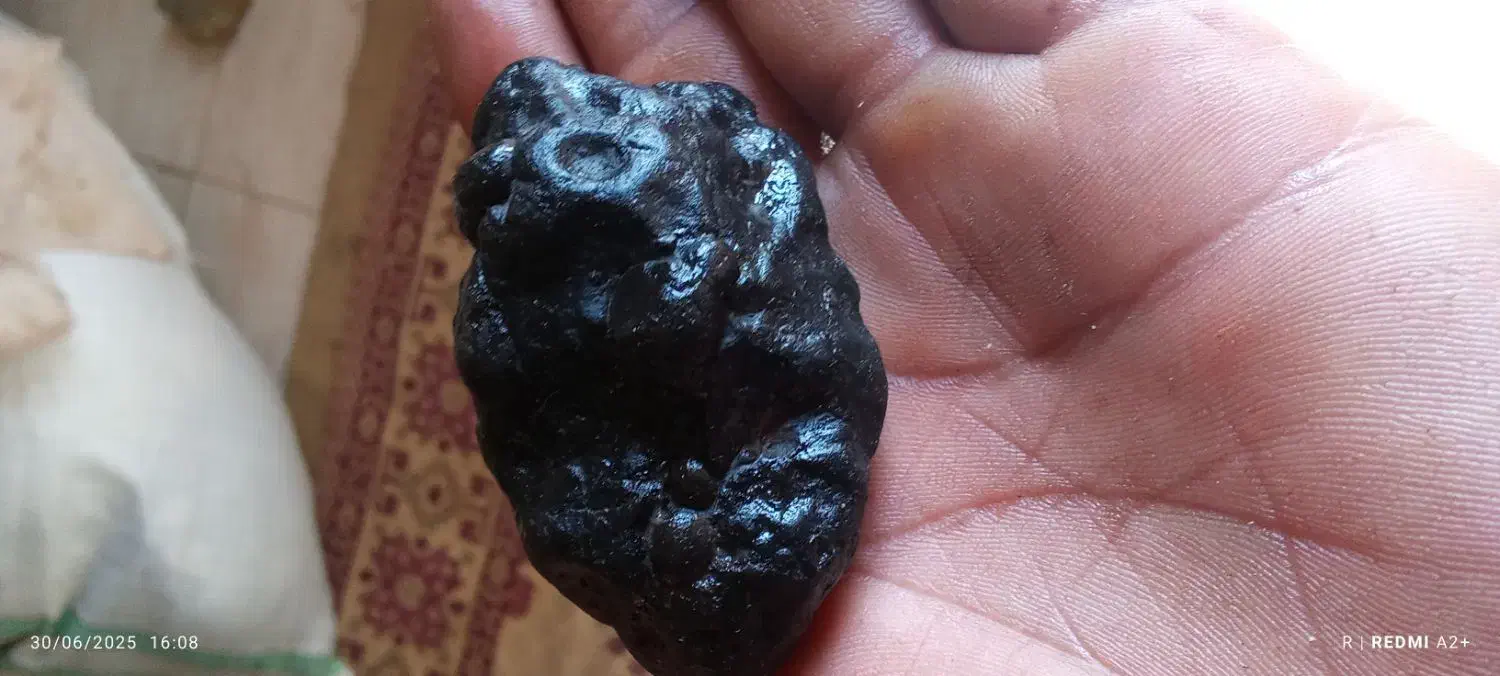 شهابسنگ زیبا اصلی گذاشتم برا فروش|کلکسیون اشیاء عتیقه|ماهان, |دیوار