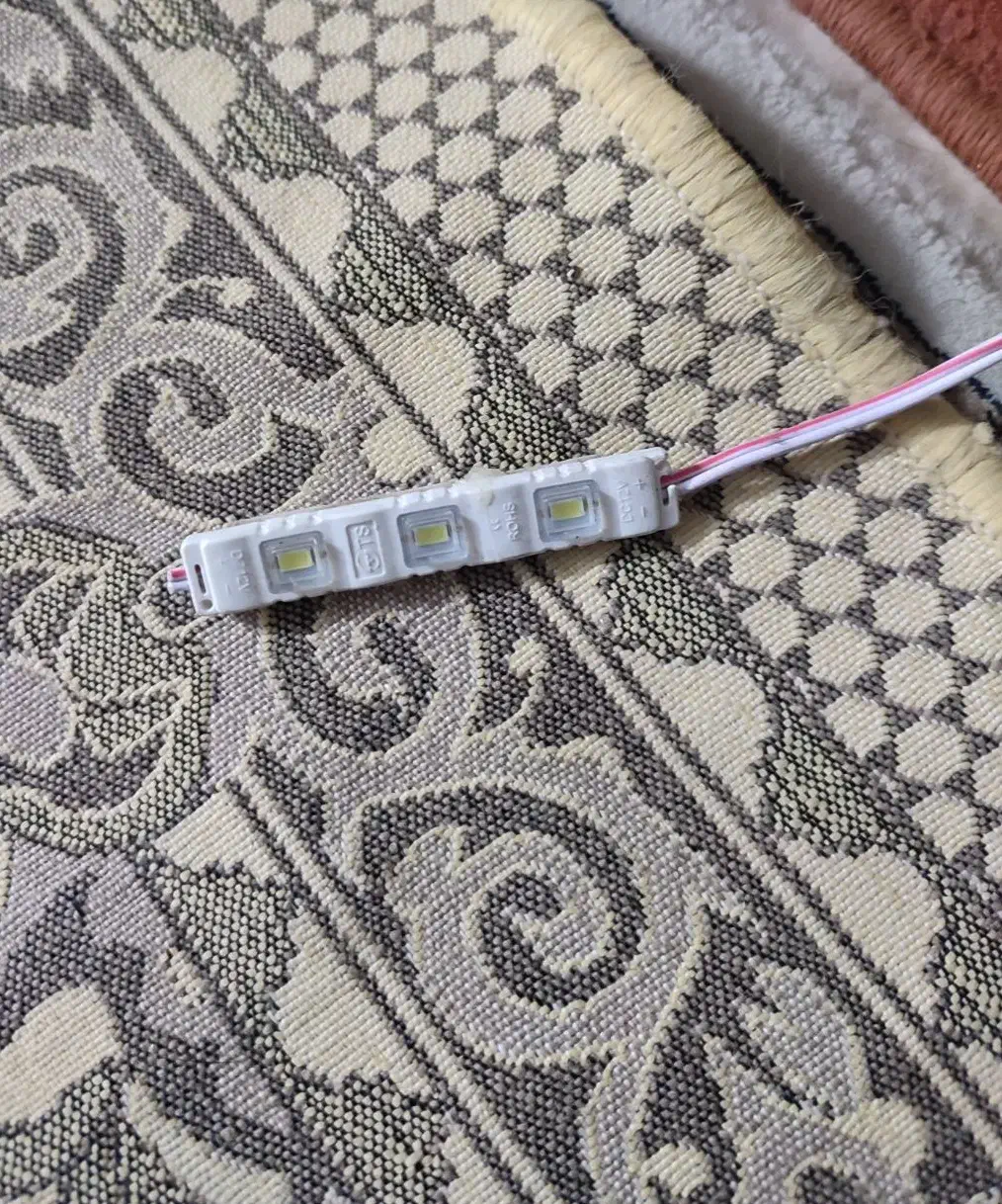 تعدادی مهتابی و ال ای دی و ترانس|لامپ و چراغ|تهران, مسعودیه|دیوار