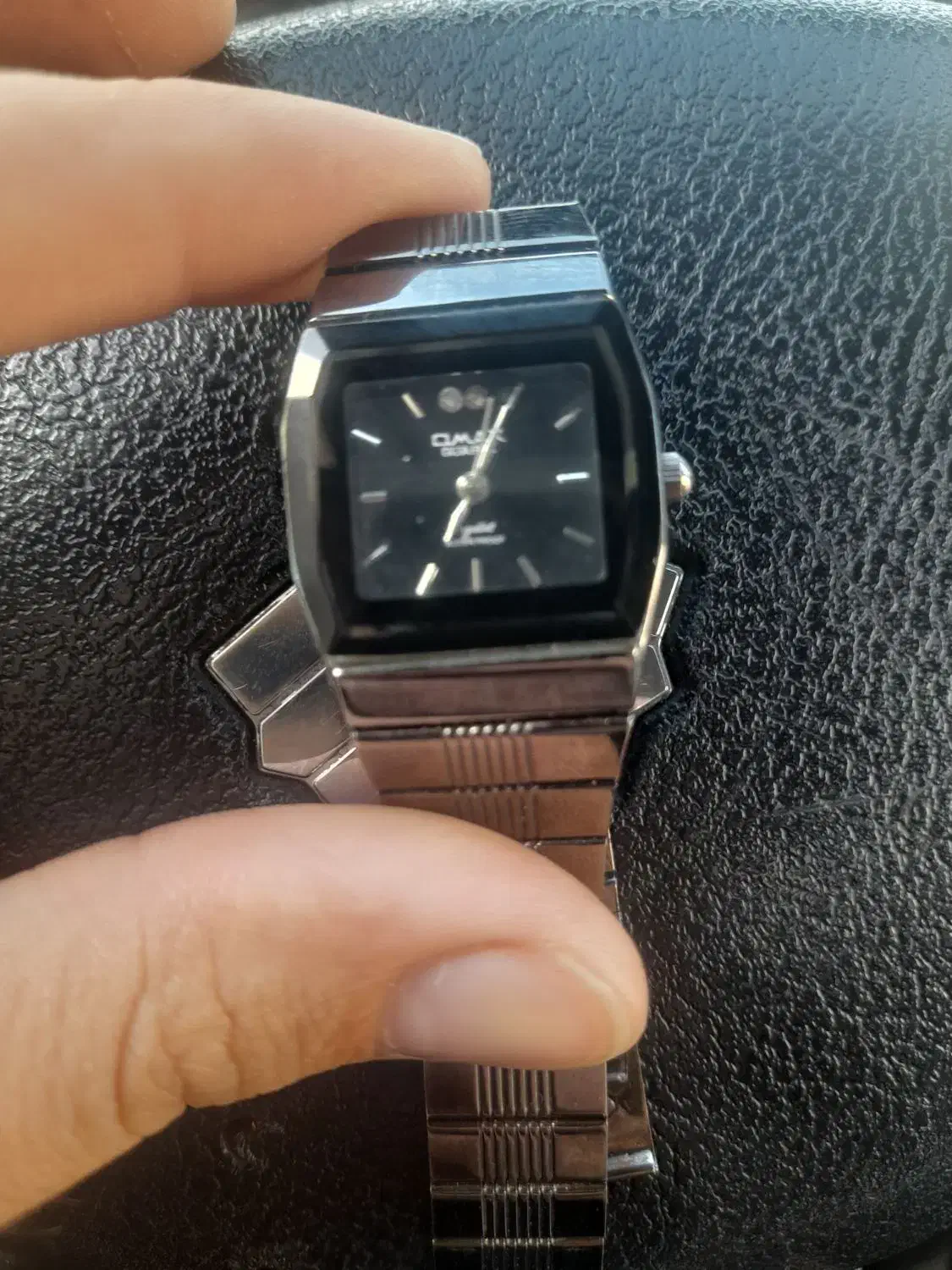 مقداری وسیله شخصی زنانه|ساعت|بروجرد, |دیوار