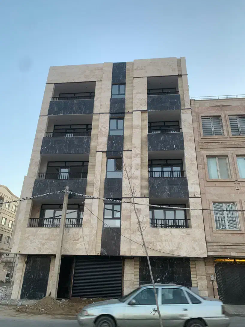 کارگاه تولیدی درب و پنجره دوجدارهupvc چکی بدون سود|خدمات پیشه و مهارت|کرج, گلشهر|دیوار