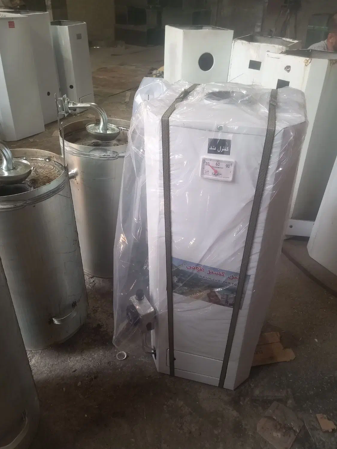 آبگرمکن معنبی دیواری|آبگرمکن، پکیج، شوفاژ|شیروان (خراسان), |دیوار