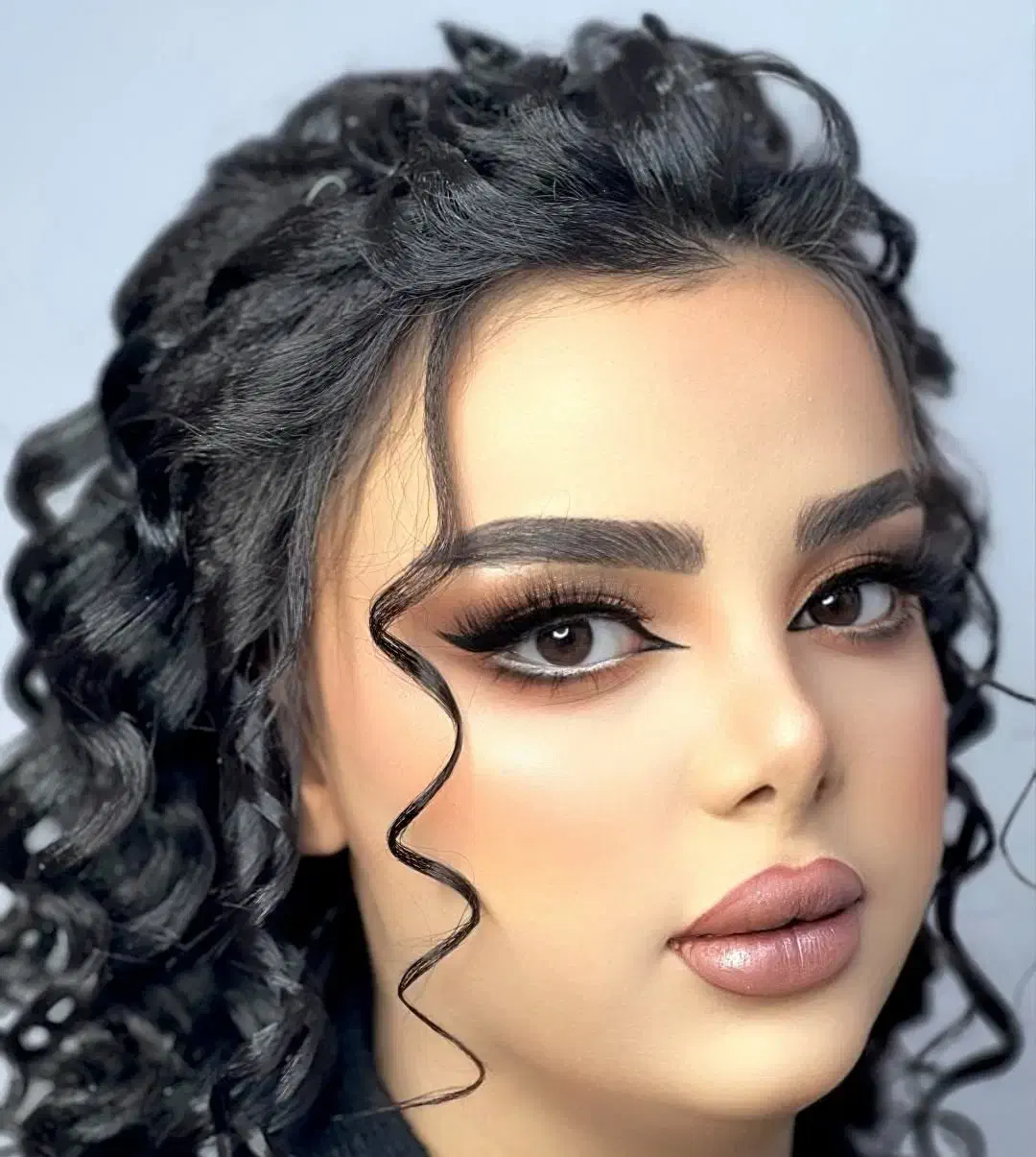 میکاپ تضمینی۴۵۰،شنیون۴۰۰|خدمات آرایشگری و زیبایی|زاهدان, |دیوار