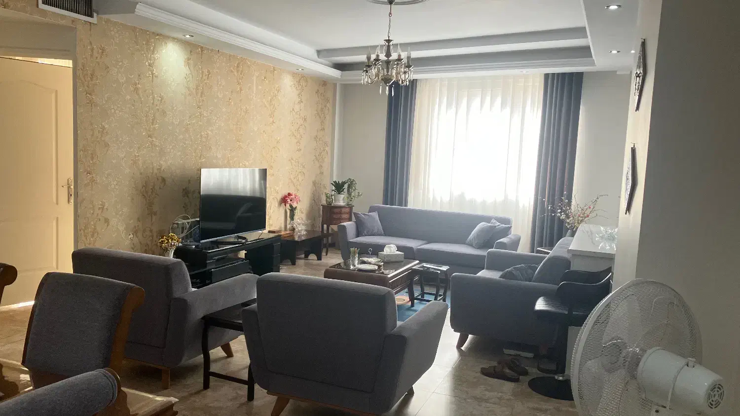 83 متر / دو خواب /بازسازی شده/ غرق نور / خوش نقشه|فروش آپارتمان|تهران, علم و صنعت|دیوار