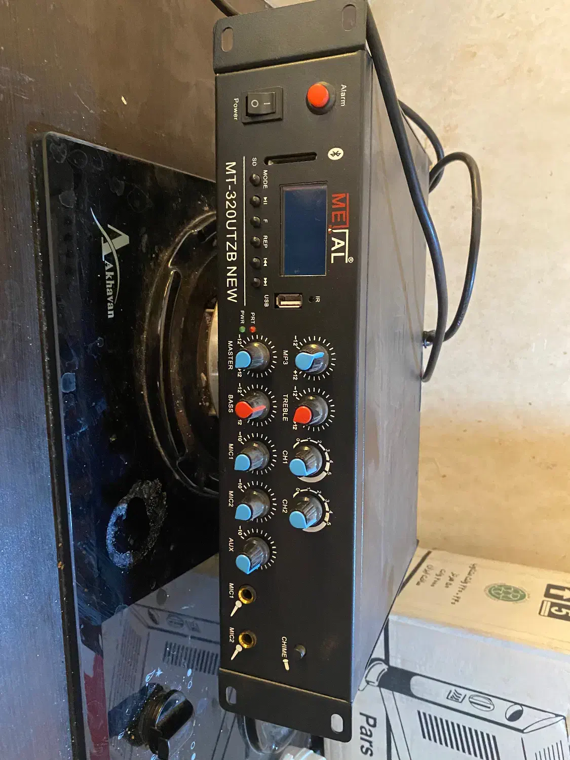 Metalامپلی فایر ۳۲۰ utzb|صوتی و تصویری|تهران, فلسطین (میدان انقلاب)|دیوار