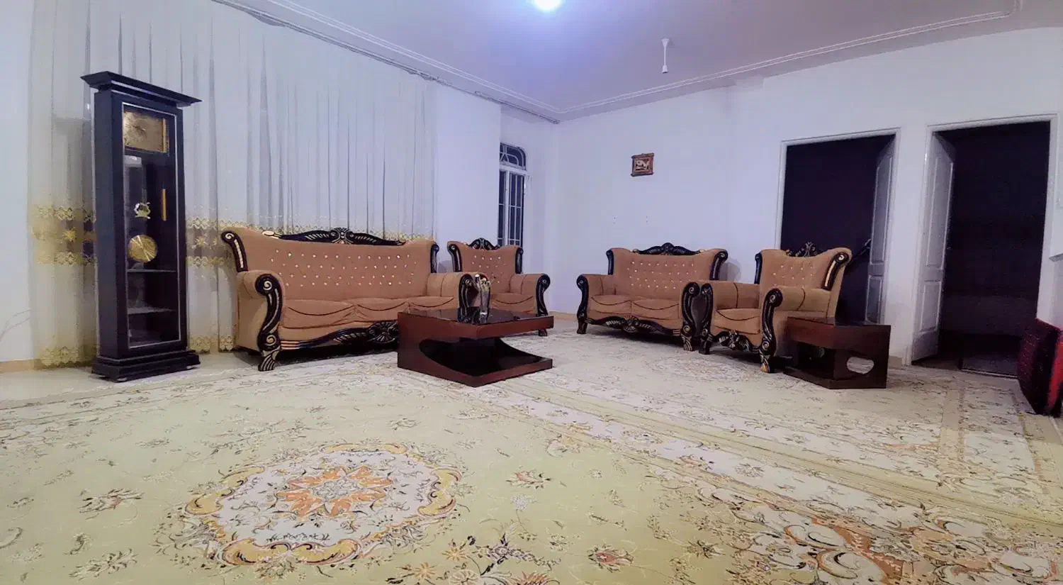 سوئیت2خوابه باپارکینگ ومجوزرسمی گردشگری در پاوه|اجارهٔ کوتاهمدت آپارتمان و سوئیت|پاوه, |دیوار