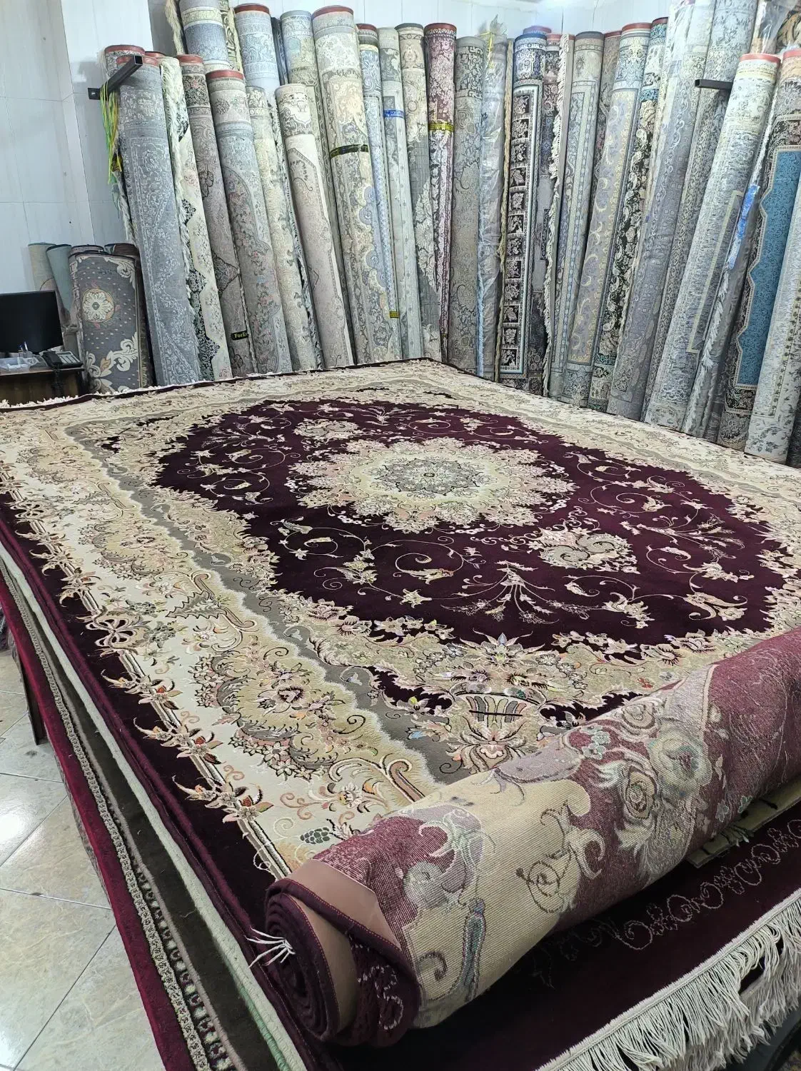 یک جفت فرش ۱۲ متری  تمیز دست دوم درحد|فرش|اصفهان, عطار نیشابوری|دیوار