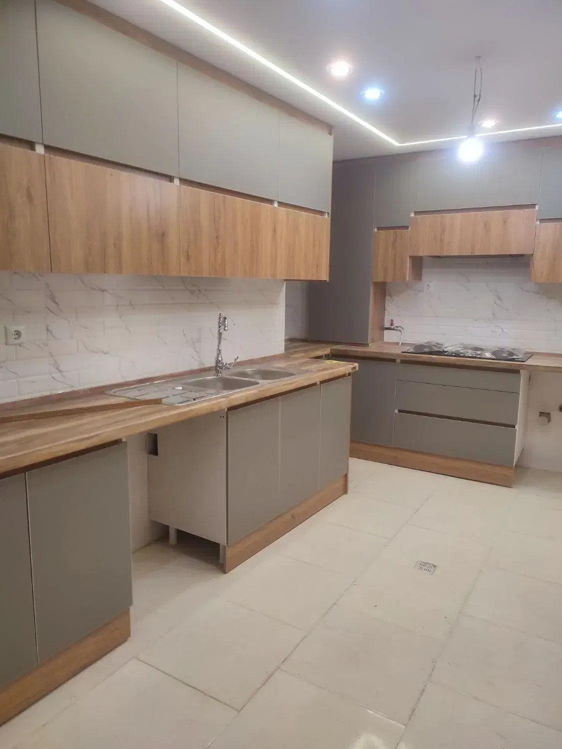 فاز۸قلی زاده/دو خواب کلید نخورده آسانسور روشن|فروش آپارتمان|پردیس, فاز ۸|دیوار