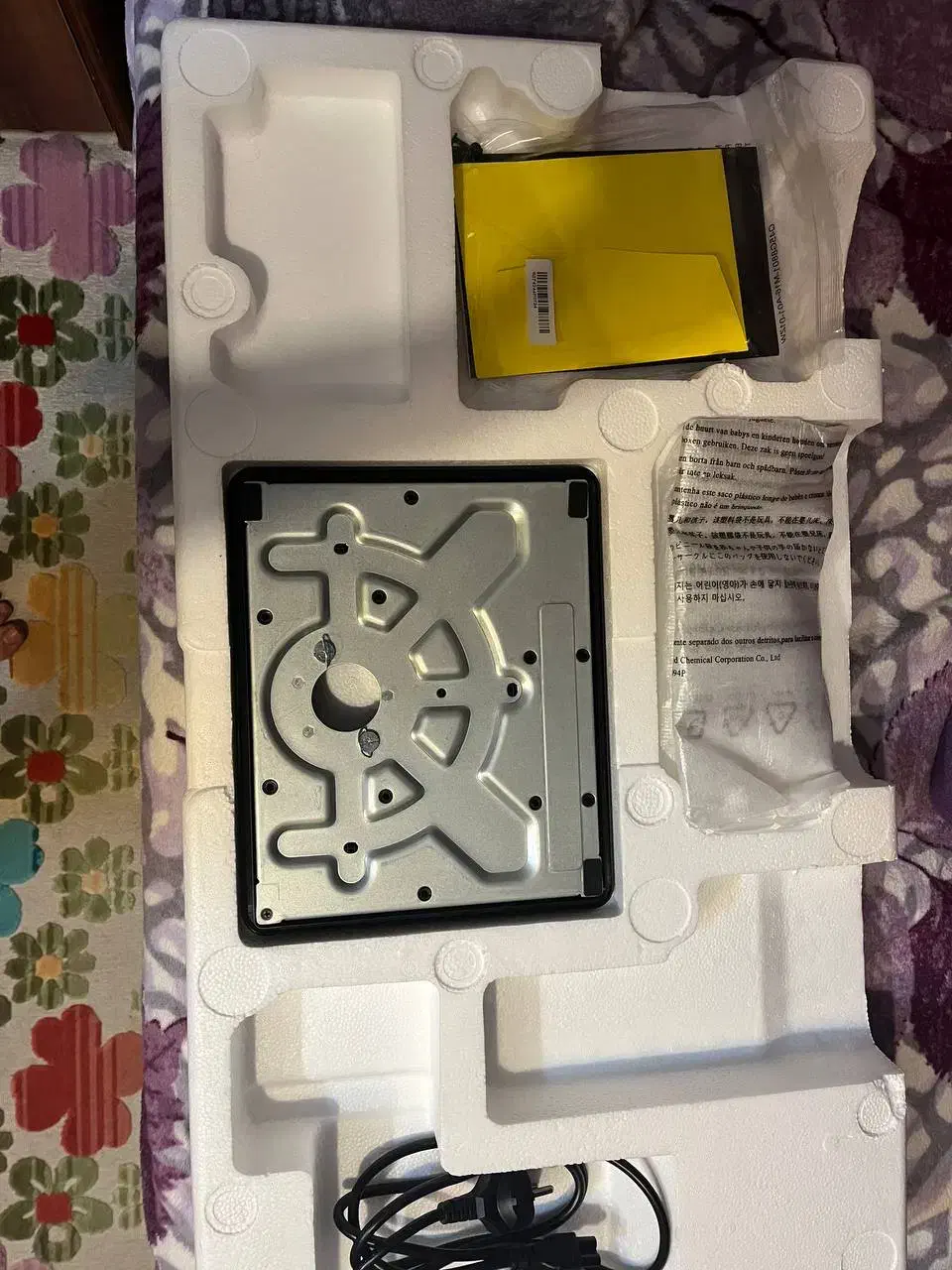 مانیتور 27 اینچ msi 100 hz|قطعات و لوازم جانبی رایانه|مشهد, هفت تیر (آب و برق)|دیوار