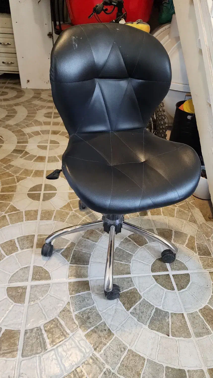 صندلی زین اسبی|صندلی و نیمکت|شیراز, پودنک|دیوار