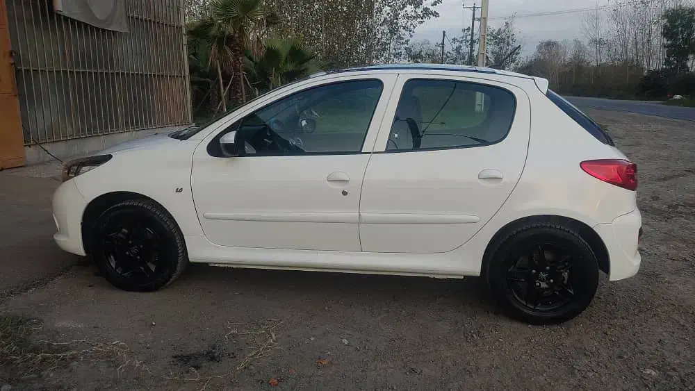 ۲۰۷ پانا ۱۴۰۲|خودرو سواری و وانت|آستانه اشرفیه, |دیوار