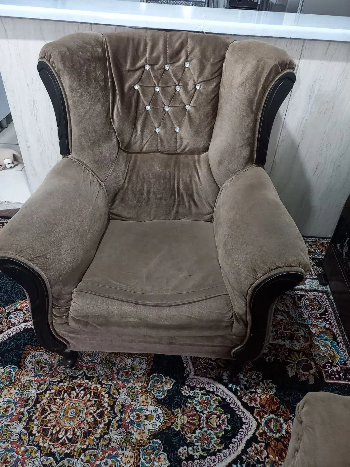 مبل راحتی ۱۰۰۰۰۰۰تومان|مبلمان خانگی و میز عسلی|تهران, امین حضور|دیوار