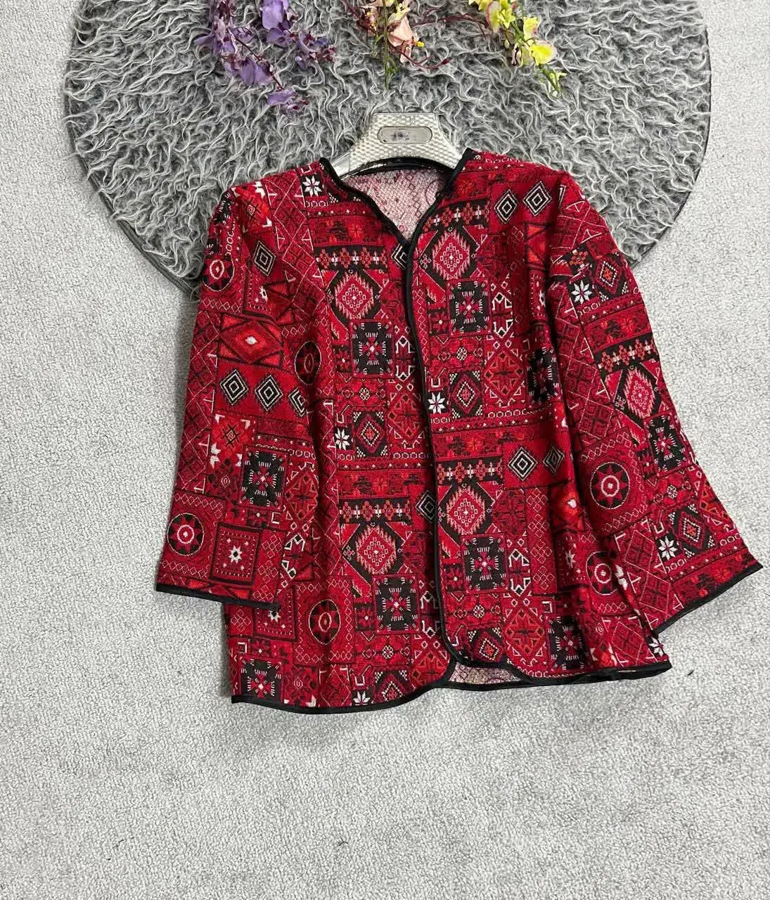 کت کوتاه|لباس|دامغان, |دیوار