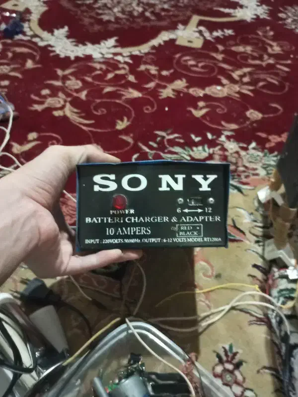 آداپتور 14ولت و 12ولت|قطعات و لوازم جانبی رایانه|اسلامشهر, شهرک مفیدی|دیوار