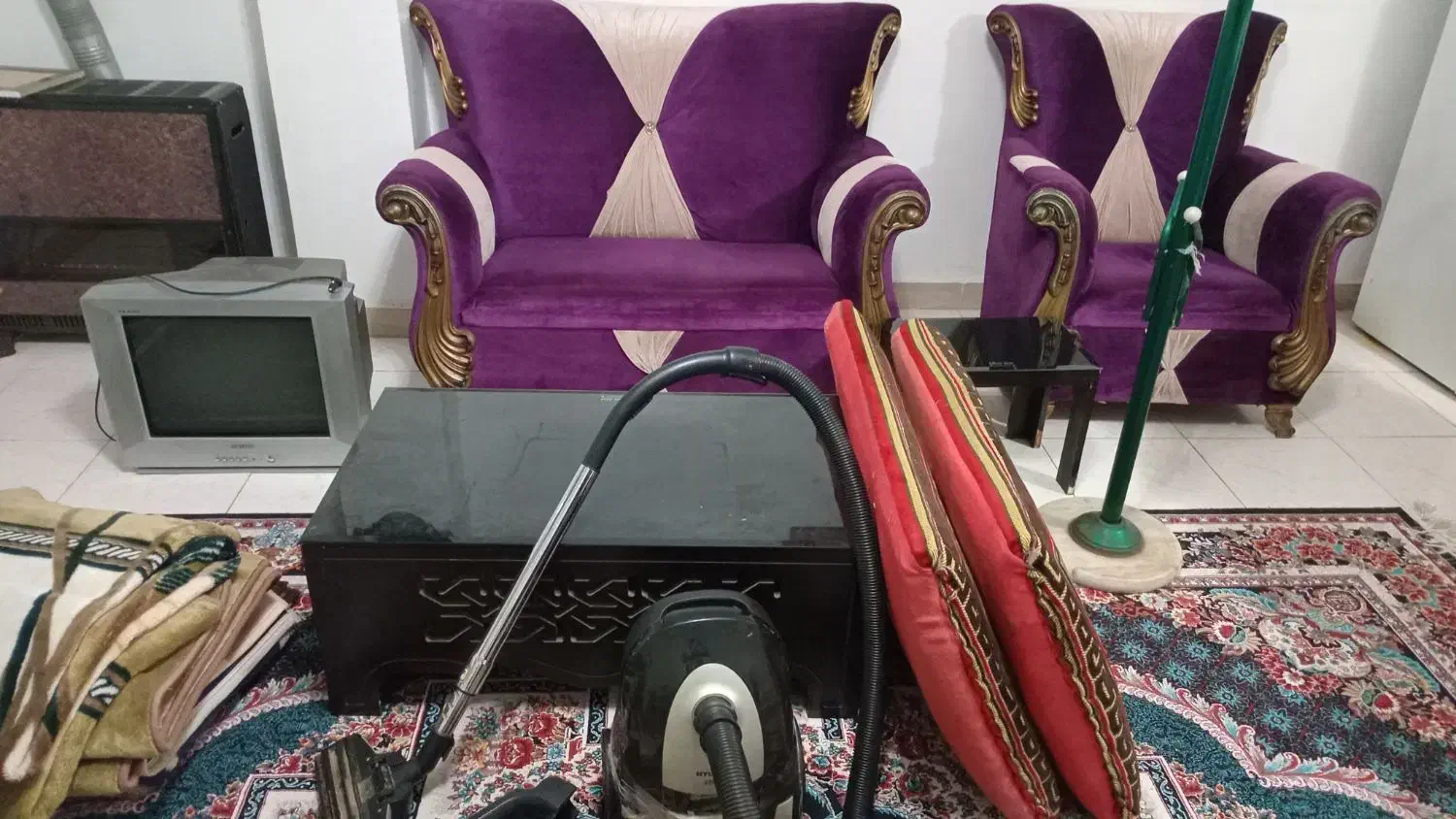 مبل ۷نفره جارو برقی فرش۹متری میزعسلی وهمراه کولر|سایر لوازم برقی|رشت, حومه رشت|دیوار