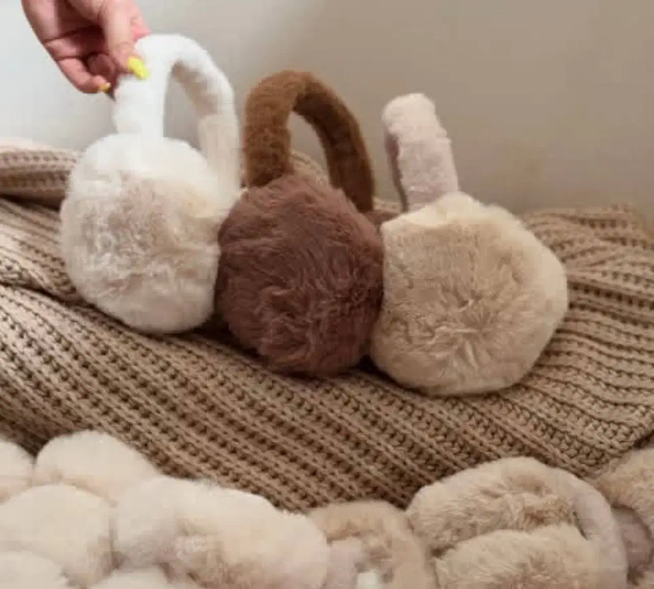 گوش گیر کلاه تدی ۱۴۹|لباس|قم, شاه ابراهیم|دیوار