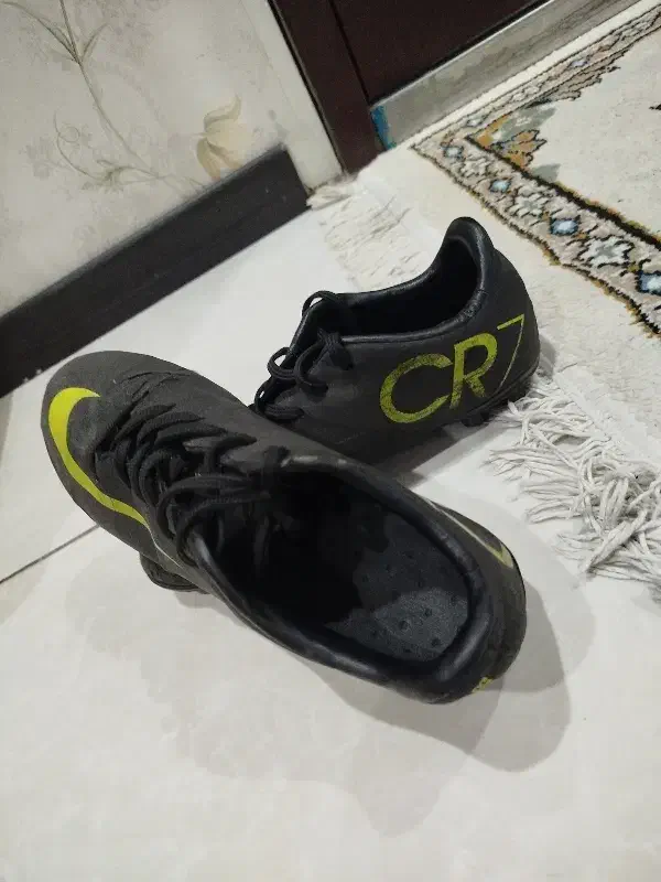 کفش فوتبالی استوک سایز ۳۷-۳۸|کیف، کفش، کمربند|مشکیندشت, |دیوار