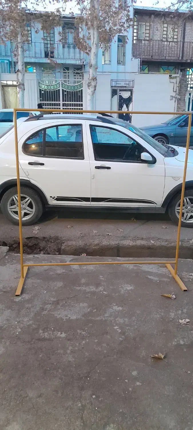 رگال|بندرخت و رخت‌آویز|کوهدشت, |دیوار