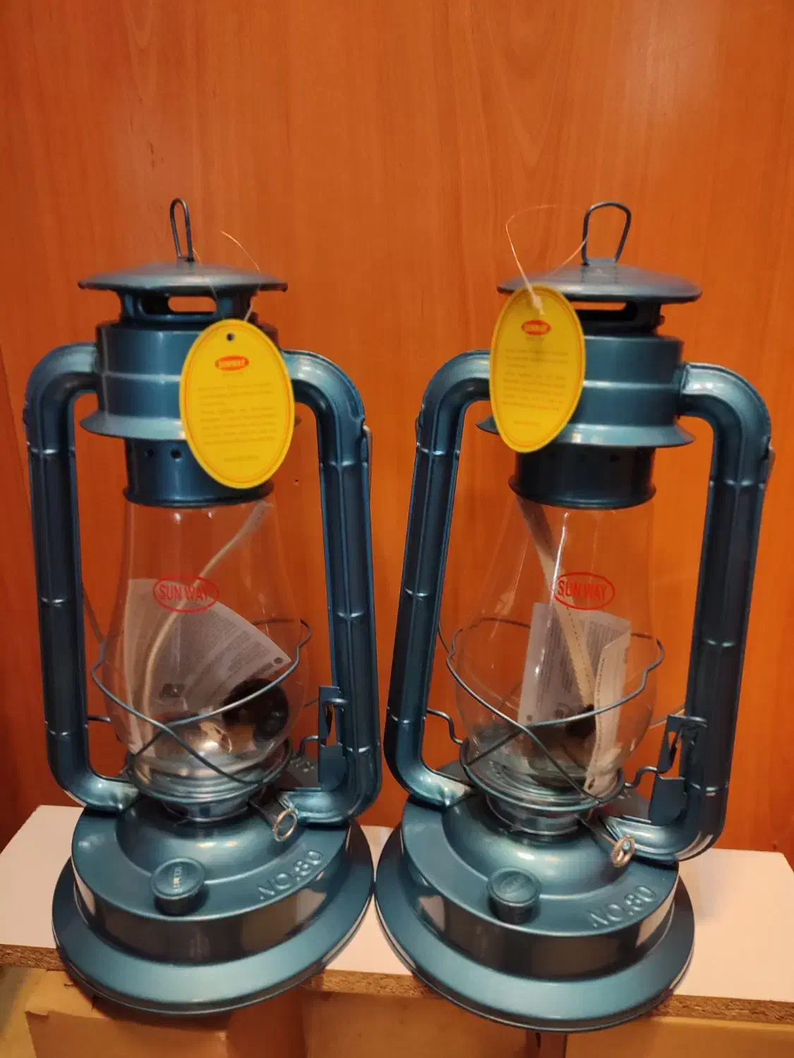 فانوس بزرگ|کلکسیون اشیاء عتیقه|رشت, صفاری|دیوار