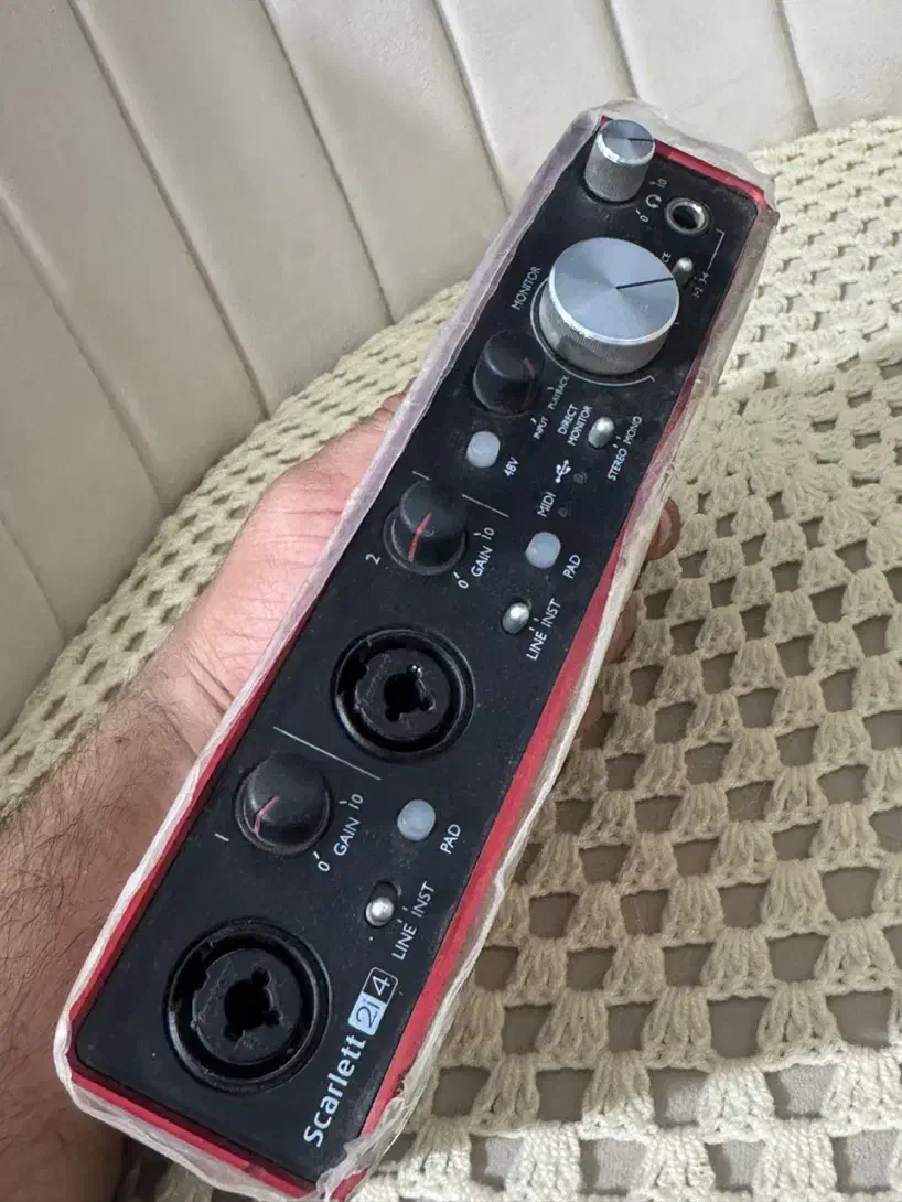 کارت صدا فوکوس رایت 2i4|آلات موسیقی|کرمانشاه, |دیوار