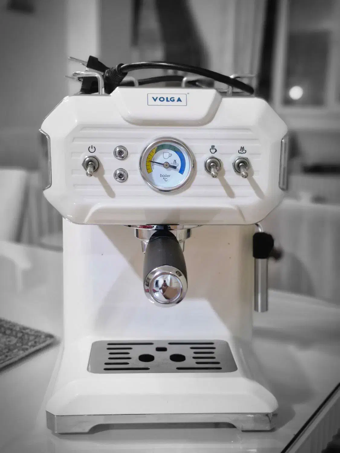 اسپرسوساز نیمه صنعتی موتور سنگین اصل ایتالیایی|سماور، چای‌ساز، قهوه‌ساز|آمل, |دیوار