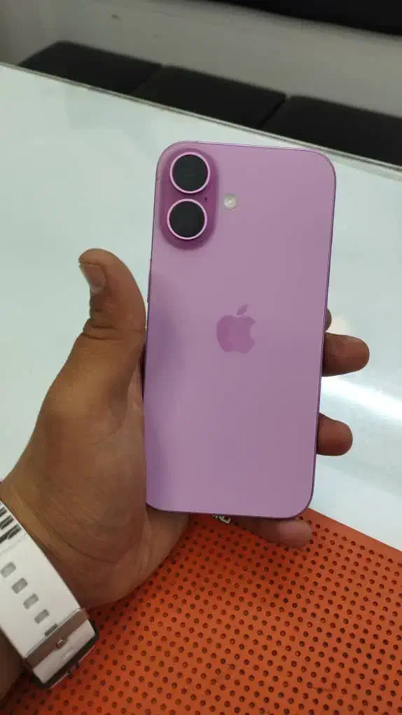 گوشی آیفون ۱۶ کارکرده|موبایل|قم, عربستان|دیوار