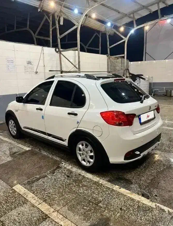 کوییک ار1403 سفید مشکی 6هزارکارکرد درحده صفره|خودرو سواری و وانت|الیگودرز, |دیوار