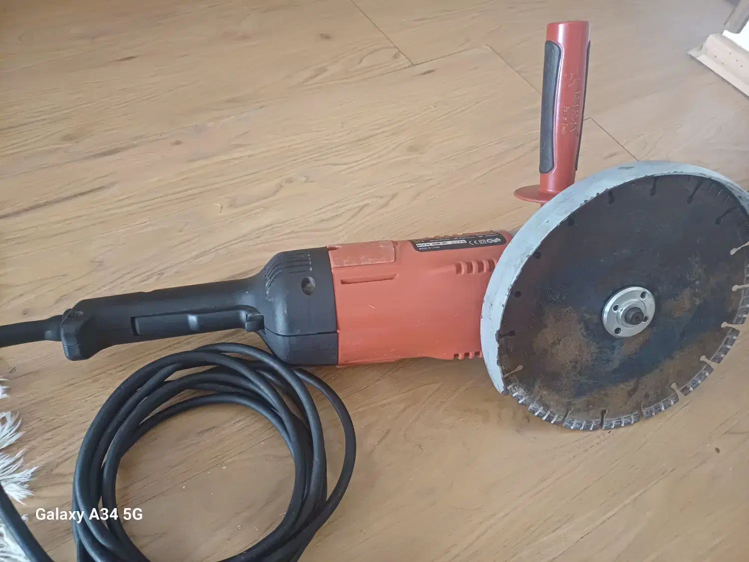 سنگ فرز|ابزارآلات|پرند, فاز ۵|دیوار