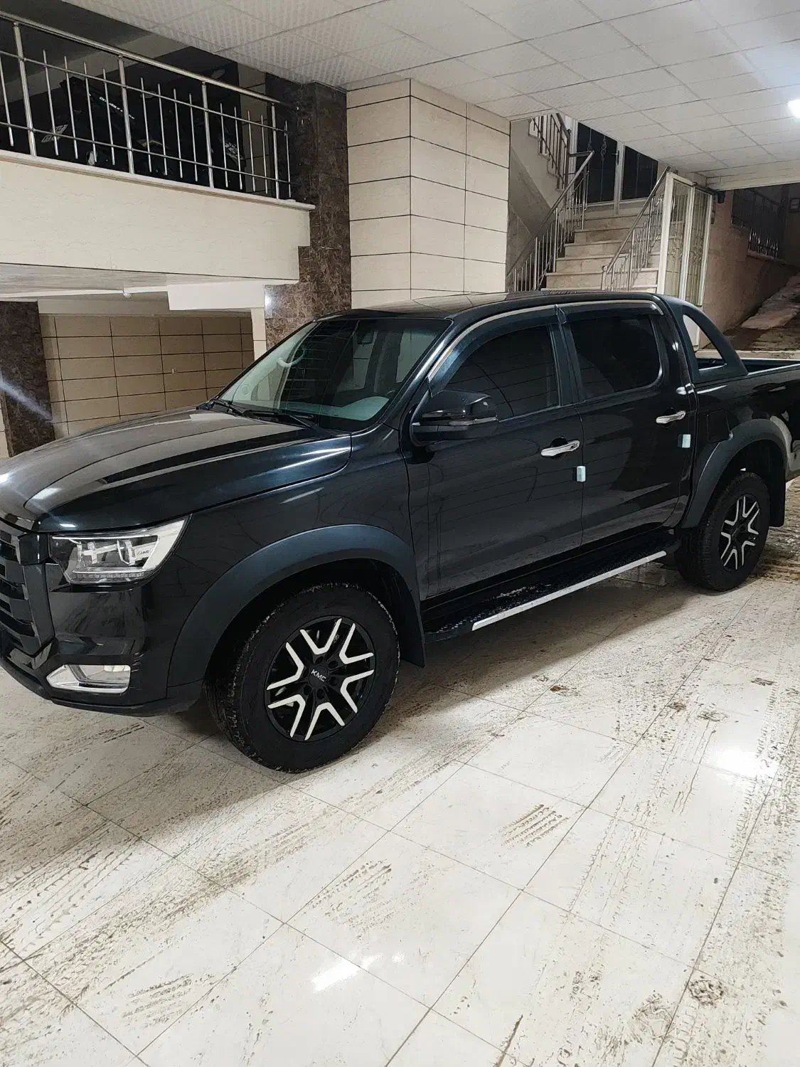 ماشین کی ام سی t8kmc|خودرو سواری و وانت|زنجان, |دیوار