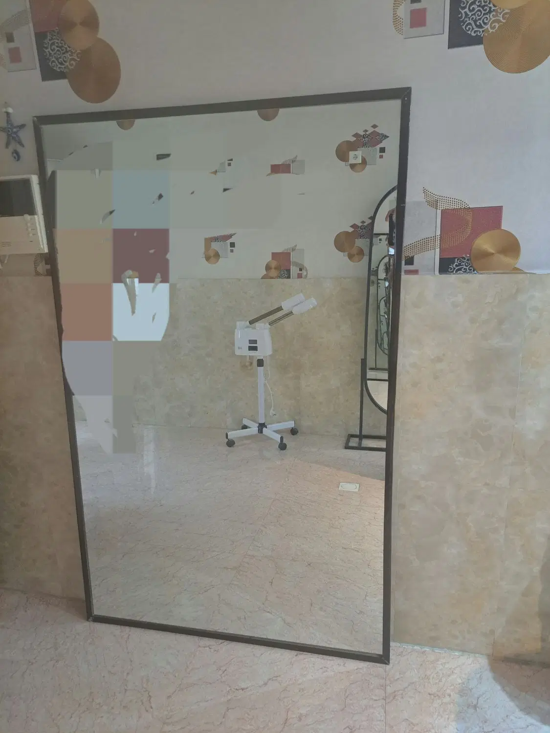 آینه|آینه|اردبیل, |دیوار