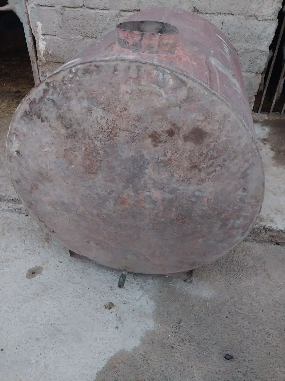 تانک 800لیتری|مصالح و تجهیزات ساختمان|کامیاران, |دیوار