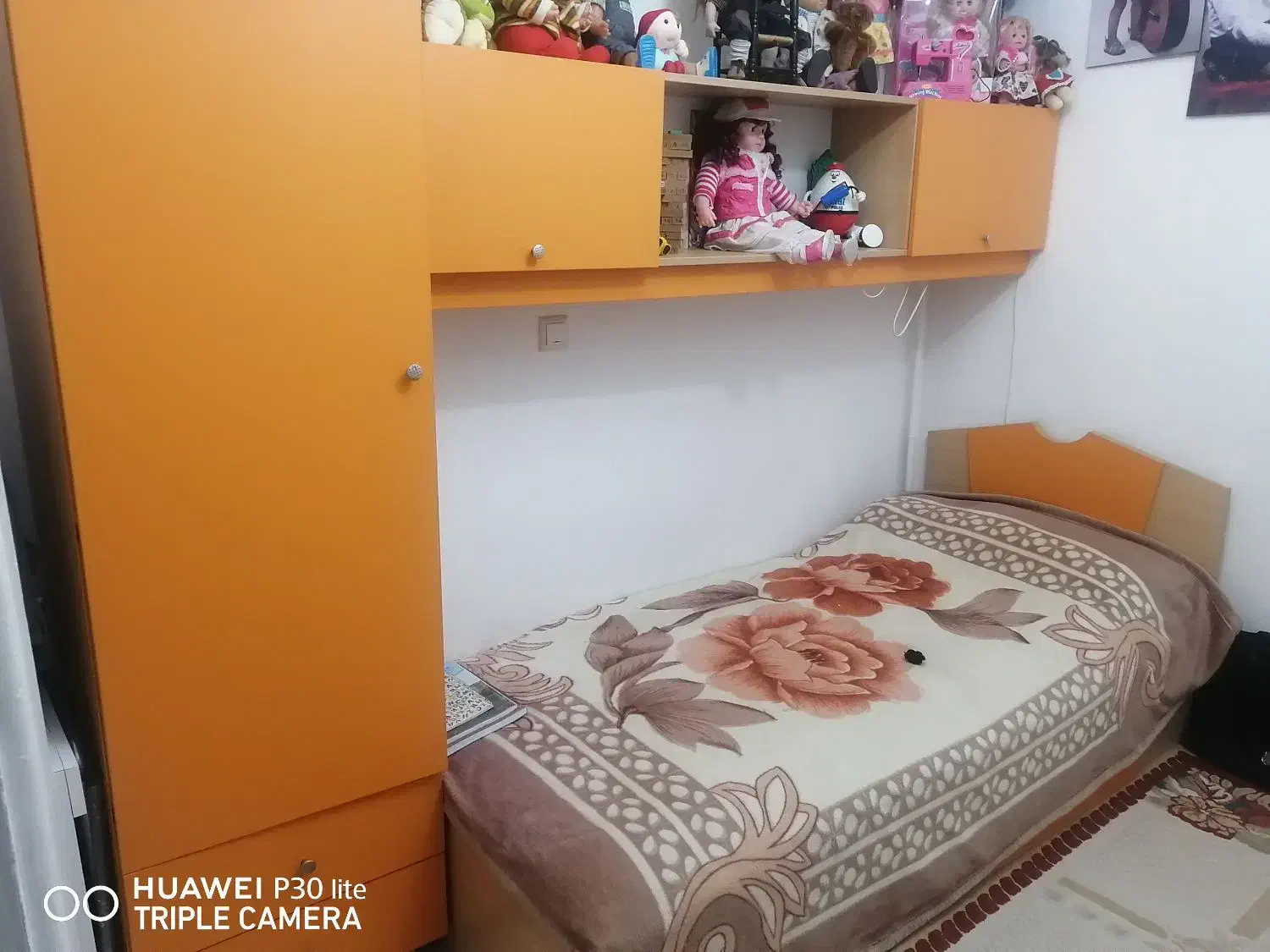 تخت و کمد لباس نوجوان|تخت و سرویس خواب|آذرشهر, |دیوار