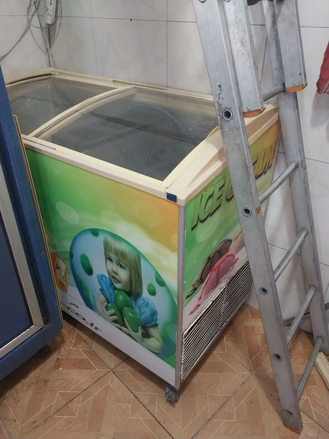یخچال|فروشگاه و مغازه|بندر انزلی, آذربایجان|دیوار