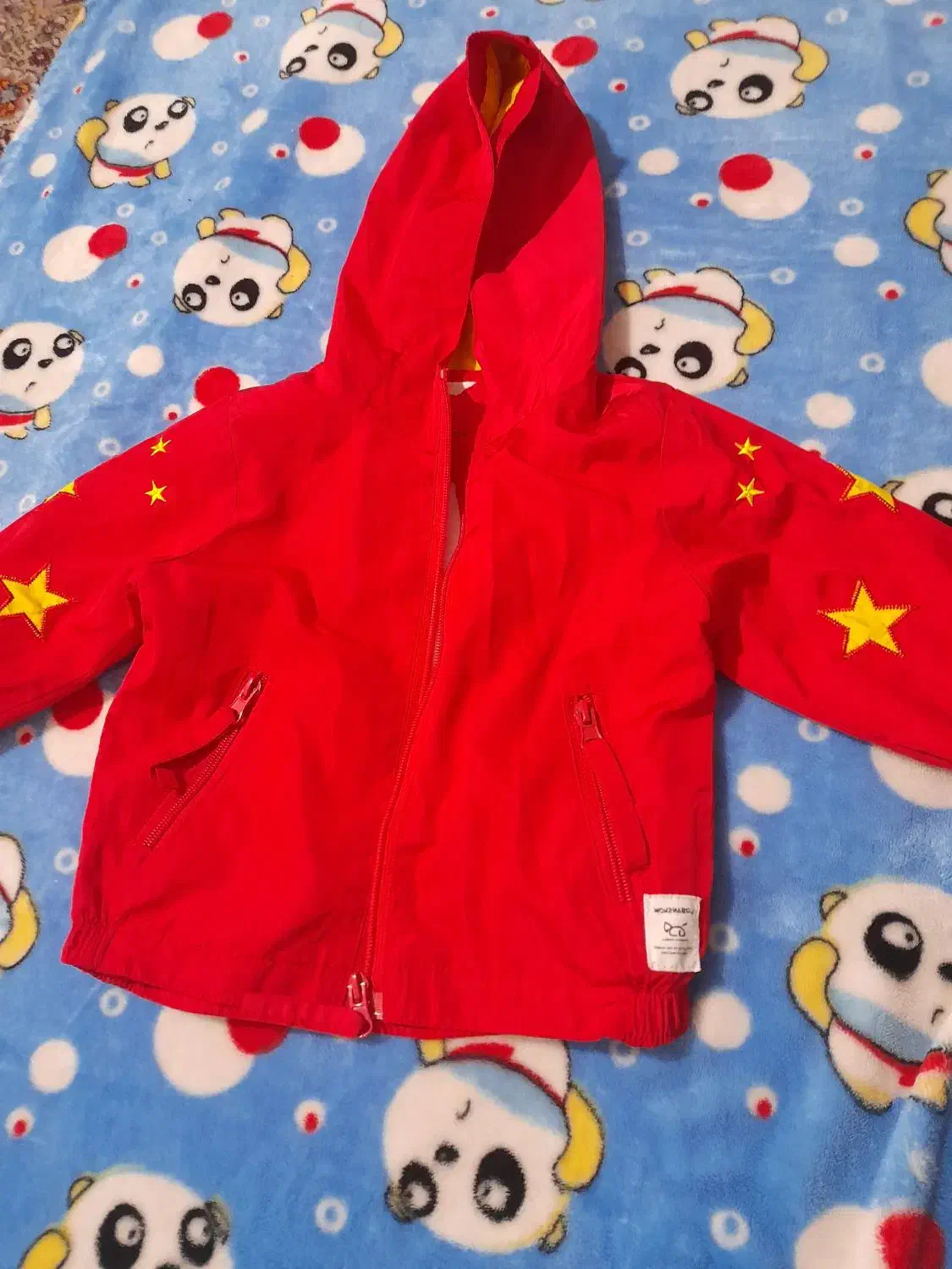 لباس بچگانه|کفش و لباس بچه|رشت, آب و برق|دیوار