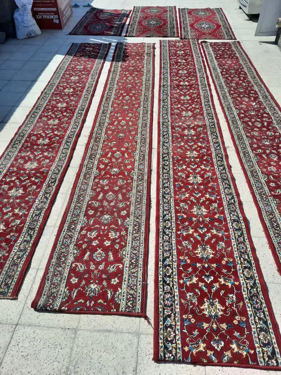 ۱۶متر فرش پله و ۳عددپاگرد در ابعاد مختلف|فرش|مشهد, کوشش|دیوار