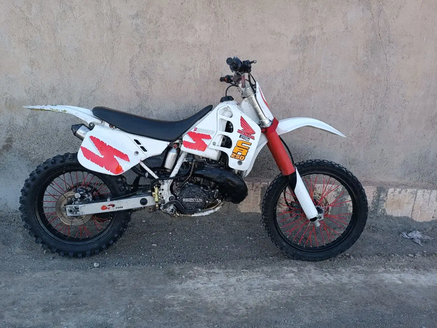 cr 250 کراس|موتورسیکلت|سبزوار, باهنر|دیوار