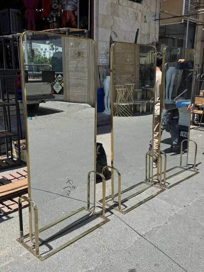 فلزی اینه چوبی دیواری پایه دار neon|آینه|تهران, نعمتآباد|دیوار