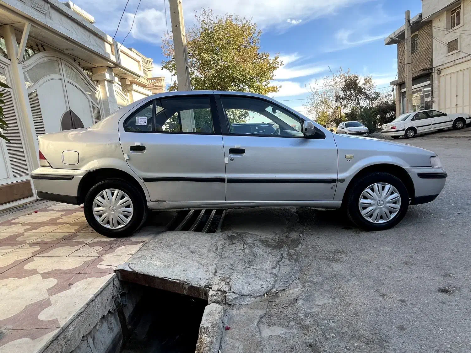 سمند دوگانه کارخانه درجه۱|خودرو سواری و وانت|شیراز, کوشک میدان|دیوار