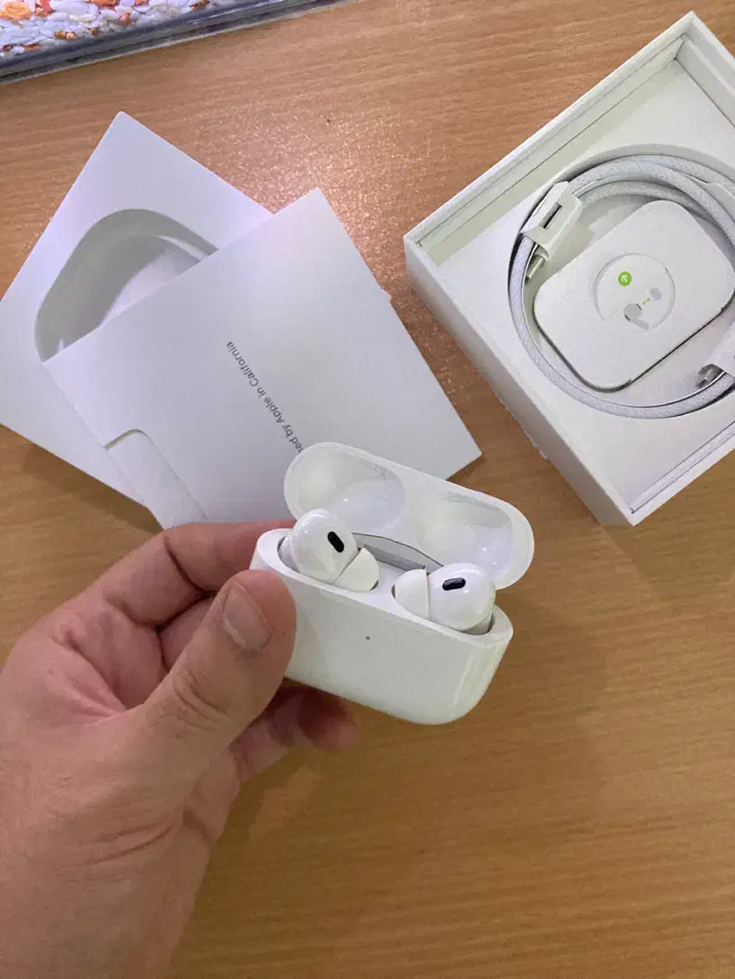 AirPods Pro 2nd Generation ایرپاد پرو نسل دو اپل|لوازم جانبی موبایل و تبلت|تهران, نیروی هوایی (پیروزی)|دیوار