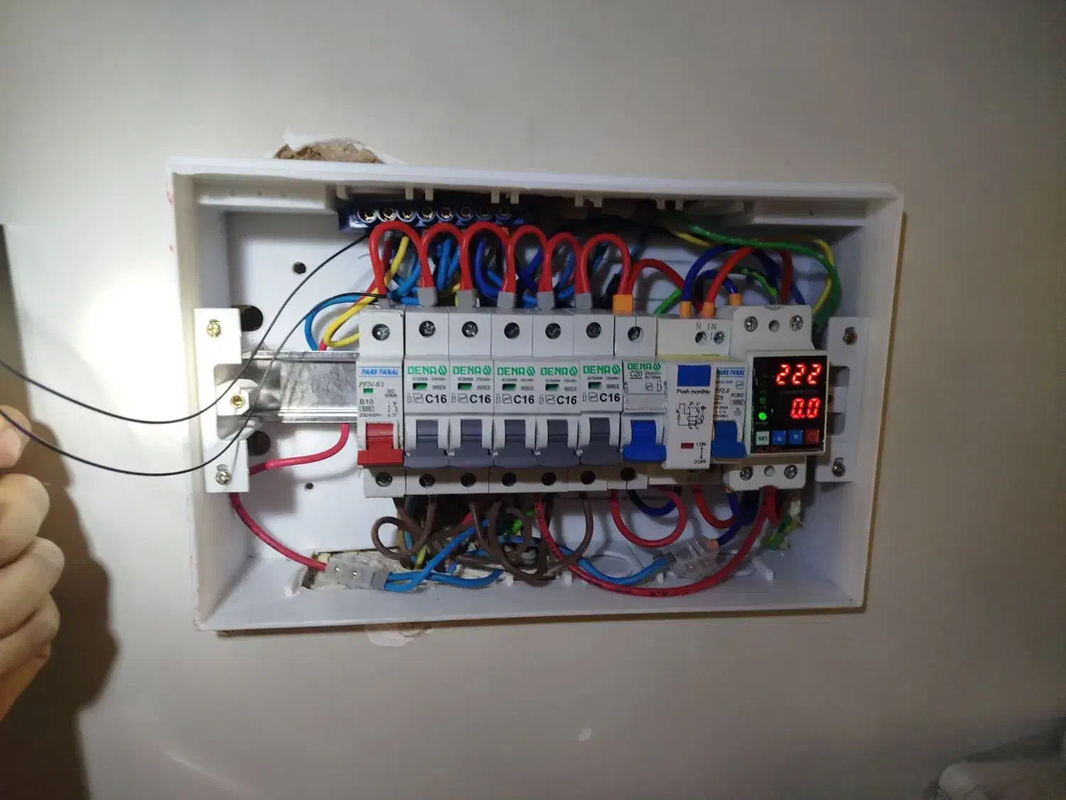 پیمانکاری پروژه برق ساختمان برقکاری ساختمان|خدمات پیشه و مهارت|شهرکرد, |دیوار