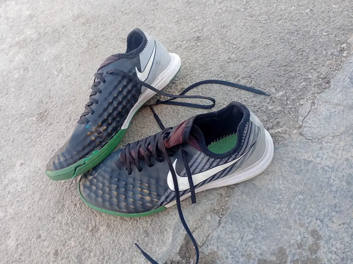 کفش فوتسال|تجهیزات ورزشی|اسدآباد, |دیوار