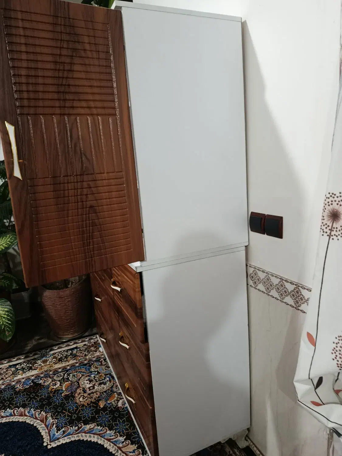 کمد|جاکفشی، کمد، دراور|قیدار, |دیوار