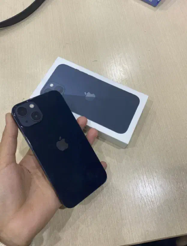 آیفون ۱۳ اصلی ۱۲۸ بسیار تمیز باطری ۸۸|موبایل|اصفهان, جلفا|دیوار