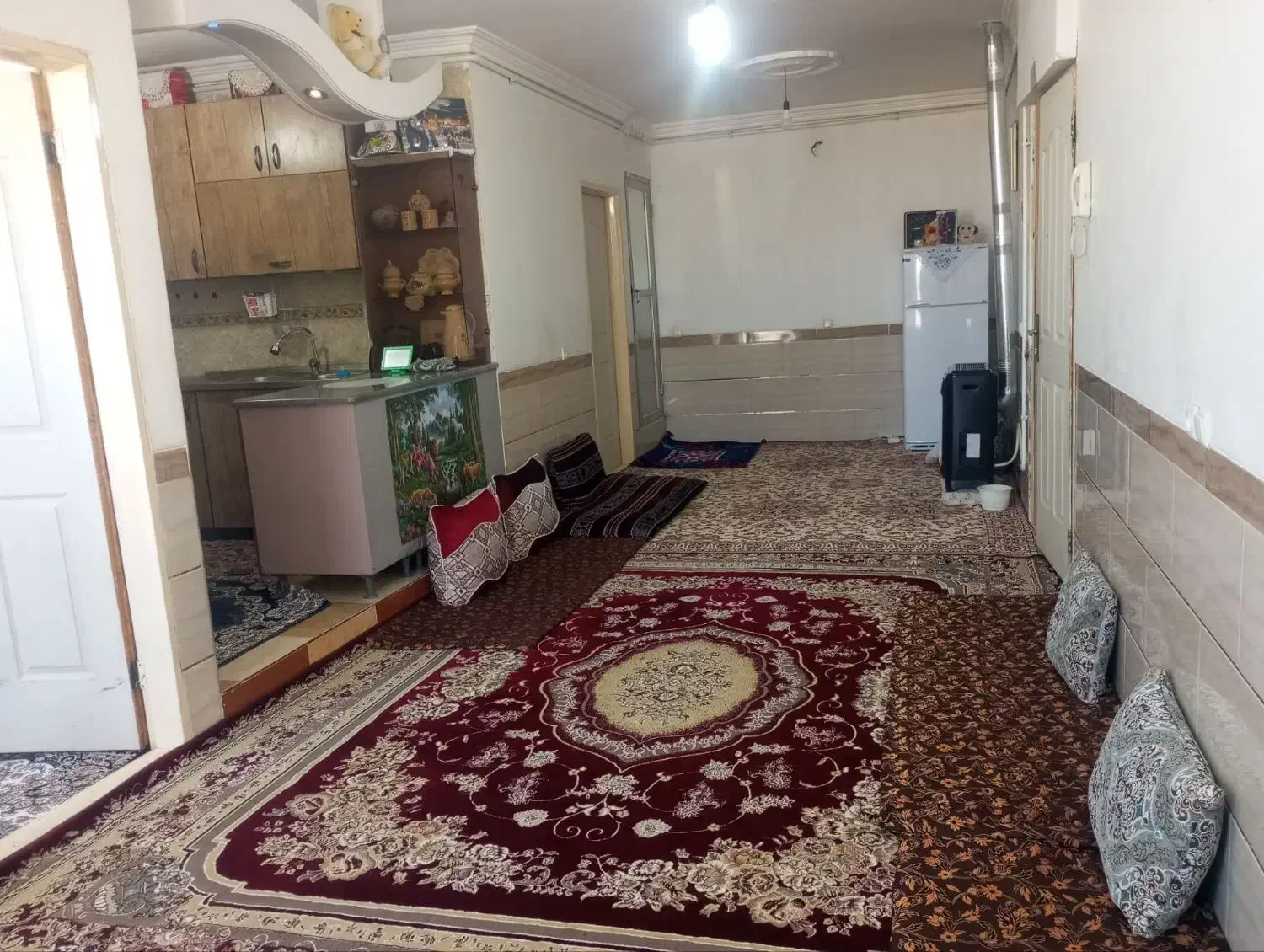 بالا ویلایی شیک و تمیز جنب فرودگاه|اجارهٔ آپارتمان|کرمان, |دیوار