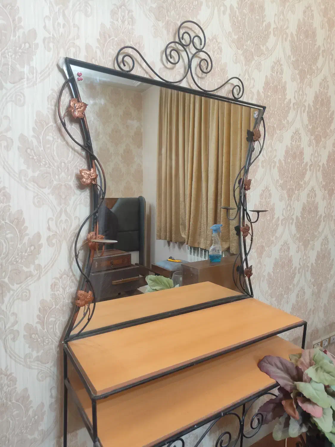 میز آرایش|میز و صندلی غذاخوری|شیراز, گلشن|دیوار