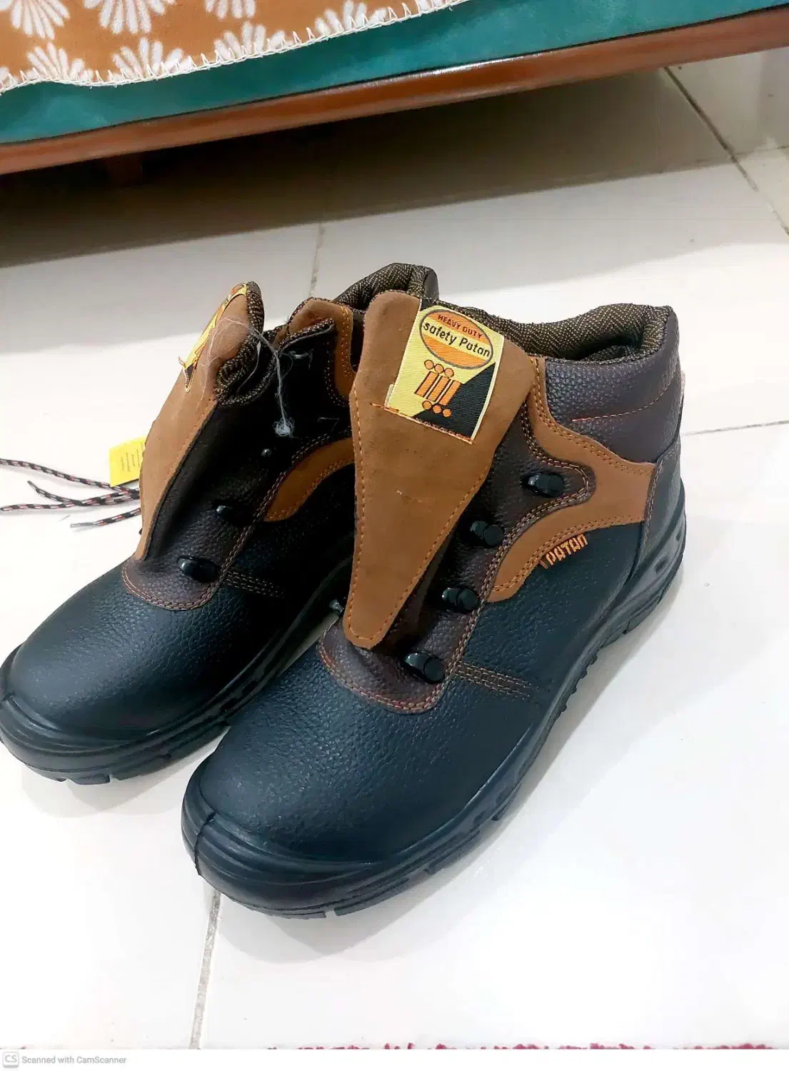 کفش ایمنی|کیف، کفش، کمربند|اهواز, سپیدار|دیوار